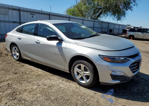 2021 Chevrolet Malibu Ls z USA, uszkodzony, nr VIN 1G1ZC5ST5MF084363